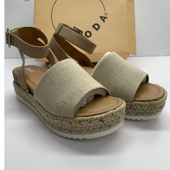 Espadrilles Ankle Strap Studded Platform Wedge Sandals Soda Sz 8 New - Picture 1 of 5